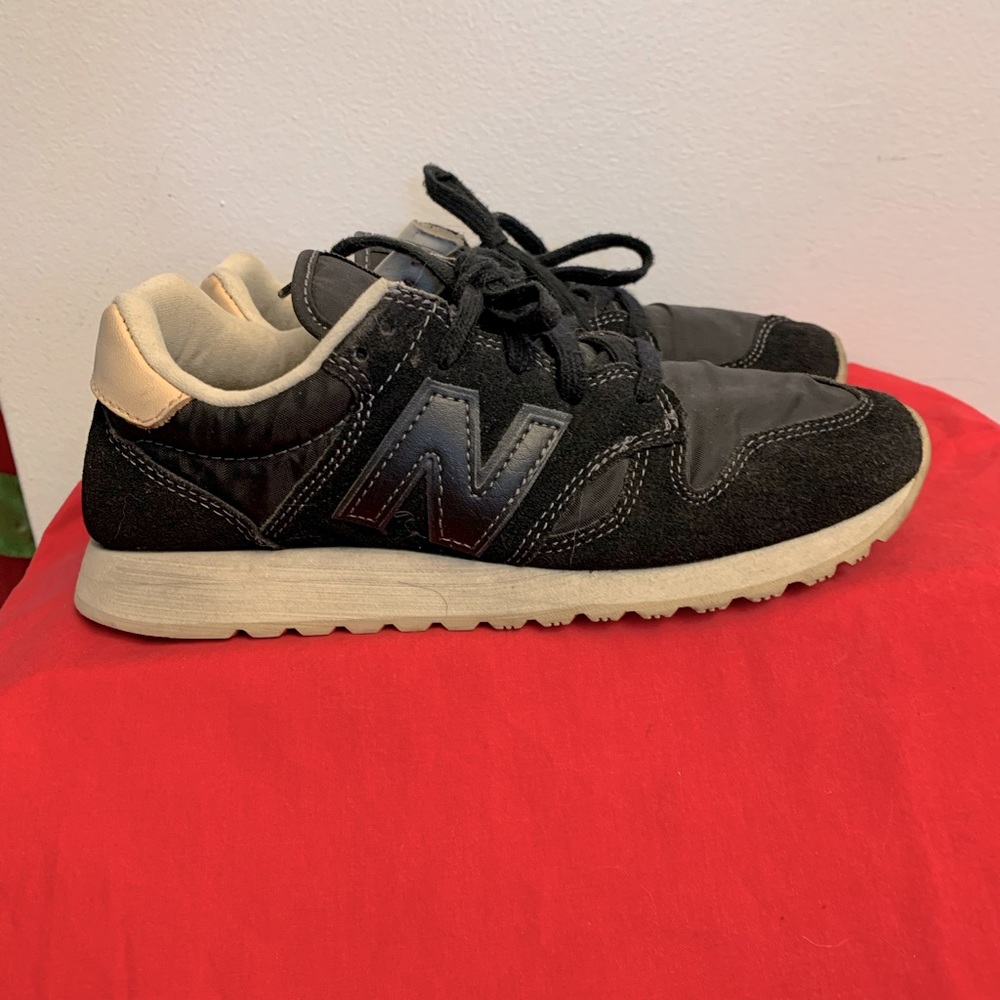 Women’s New Balance 520